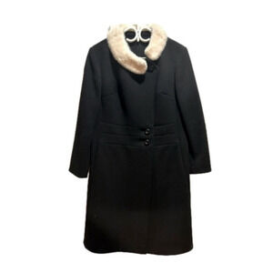Hucke pure new  wool black classic coat with white mink fur collar